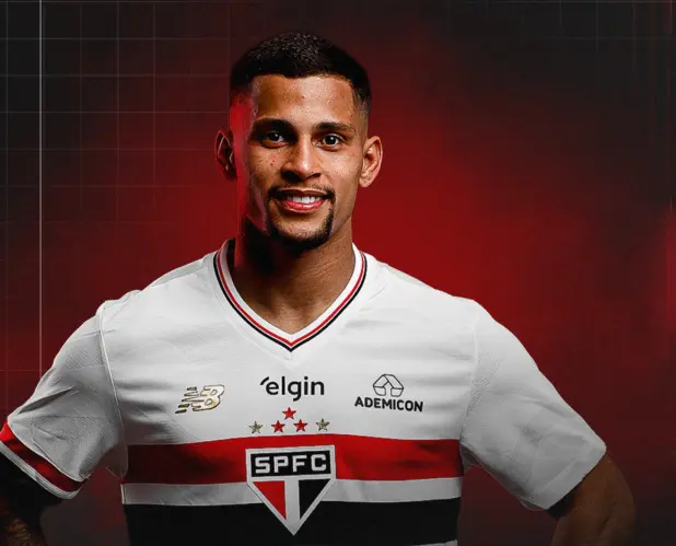 Mailton assina contrato até 31 dezembro de 2027
(Foto: São Paulo FC)