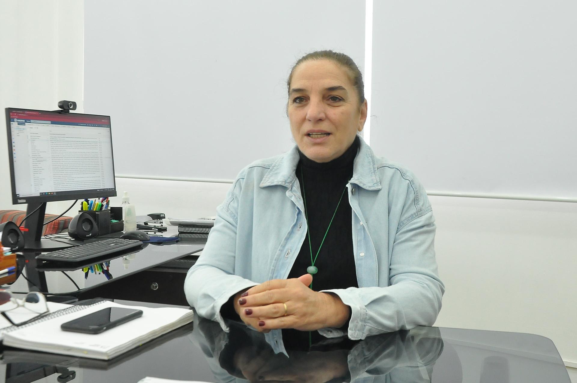 Professora Maria Antonia Ramos Costa permanece na direção do campus da Unespar até 2029
Foto: Arquivo DN