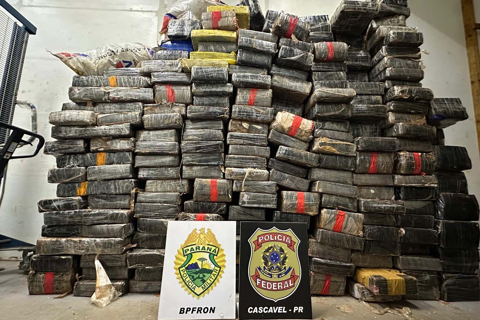 PMPR apreende 2,1 toneladas de maconha escondidas em carga de soja em Toledo
Foto: PMPR